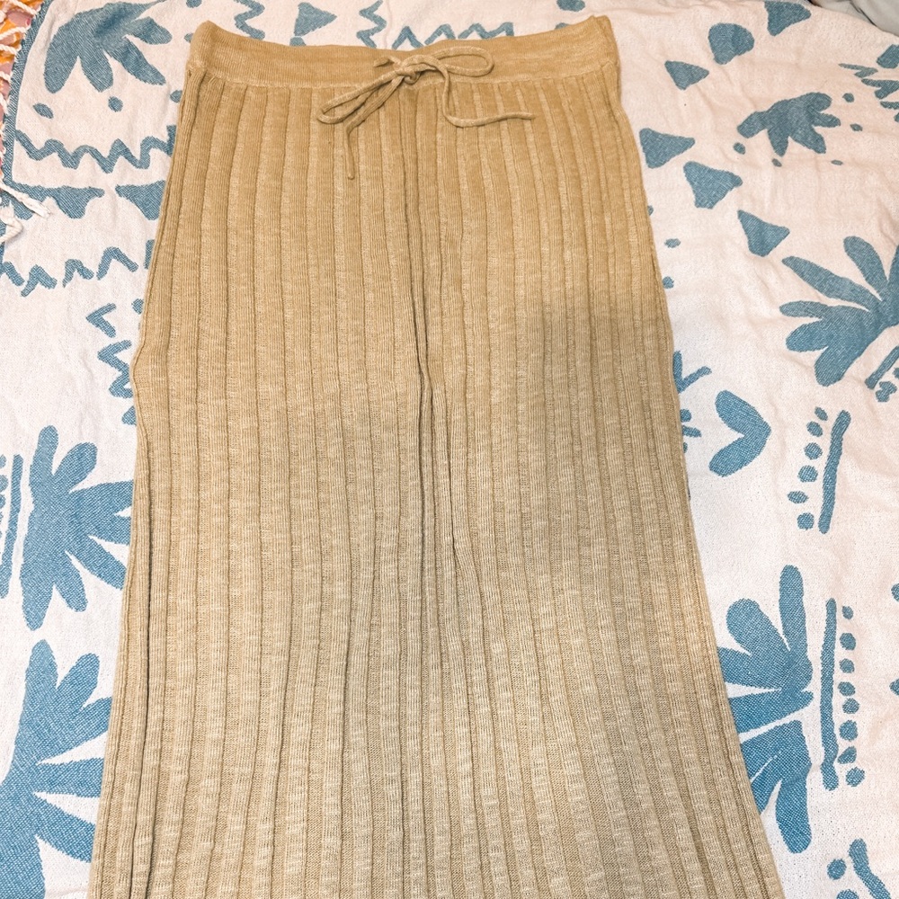 Elegant Green Free People Ribbed Maxi Skirt